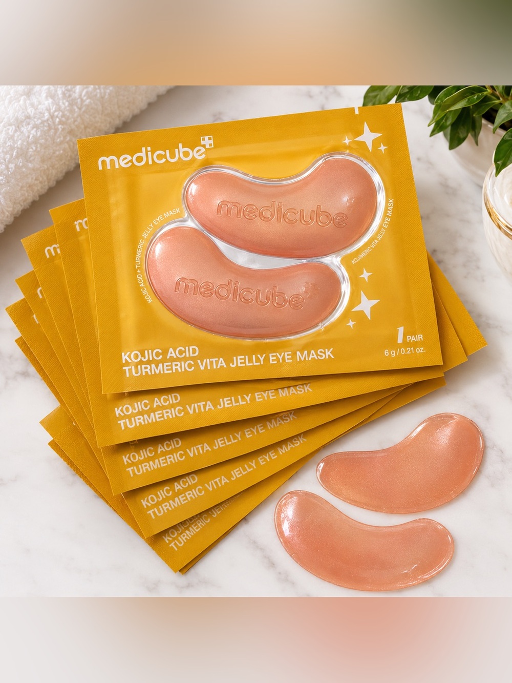 Buy now* 10 Medicube kojac acid turmeric vita jelly eye masks